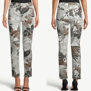 Chico's Brown Cream Ankle Cropped Jeans